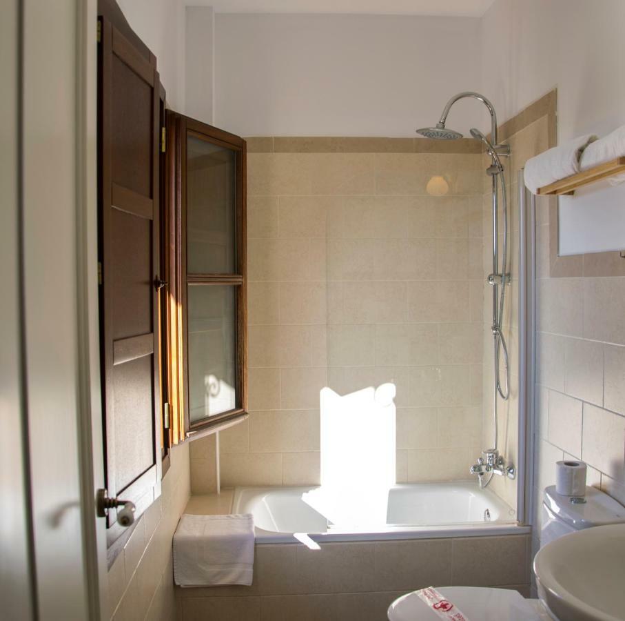 Hotel Mariantonia Чиклана-де-ла-Фронтера Екстер'єр фото